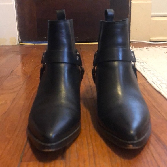 Steve Madden ankle booties - Picture 2 of 5